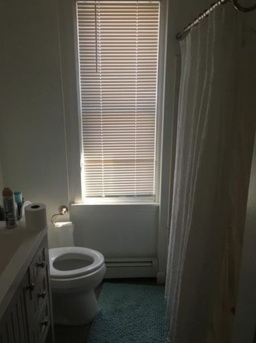 60 Duncan Ave, Providence RI 02906-1815 exterior