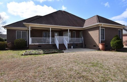 504 Hickory Leaf Ct, Lumberton NC 28358-2336 exterior