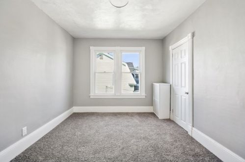 124 Wait St, Springfield MA  01104-1942 exterior