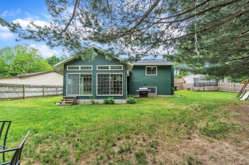 5942 Ln Casa Ct, Grand Rapids MI exterior