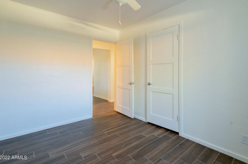 4220 16 Dr, Phoenix AZ 85015-1426 exterior