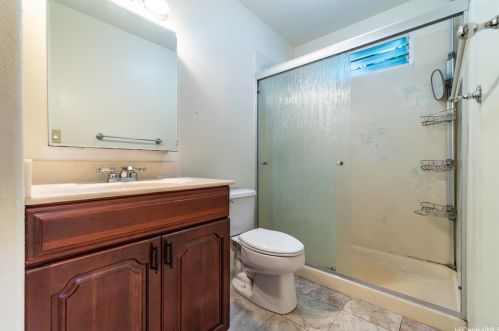 1575 Kilohana St, Honolulu HI 96819-3713 exterior