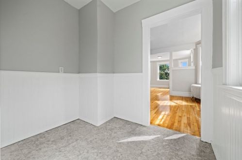 31 Hitchcock Rd, Worcester MA 01603-2622 exterior