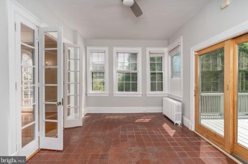 3524 Edmunds St, Washington DC 20007-1463 exterior