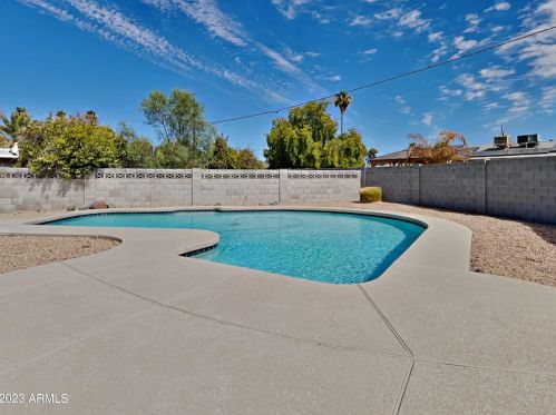 17417 20 Dr, Phoenix AZ 85023-2356 exterior