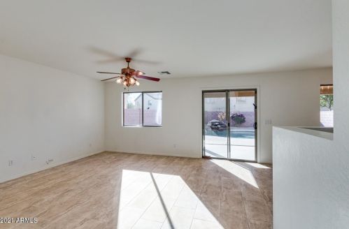 5906 32 Ave, Phoenix AZ 85017-4015 exterior