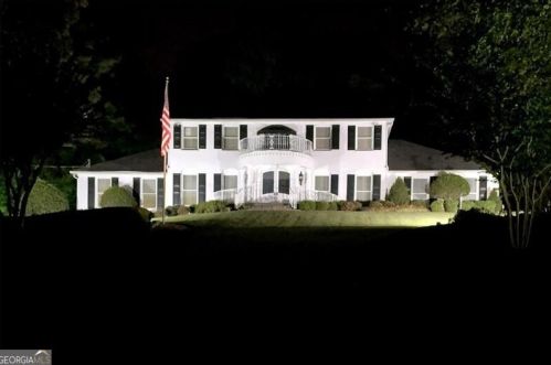 1505 Chevron Way, Atlanta GA 30350-4426 exterior