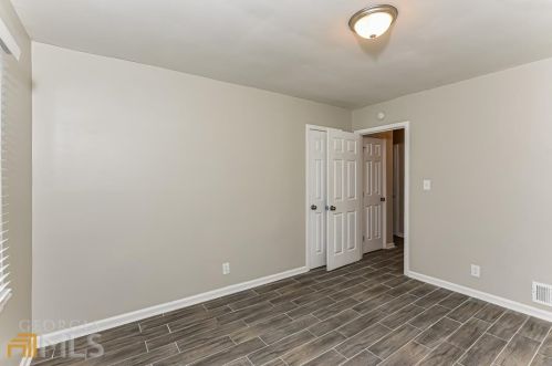 2703 Larkspur Dr, Atlanta GA 30316-4322 exterior