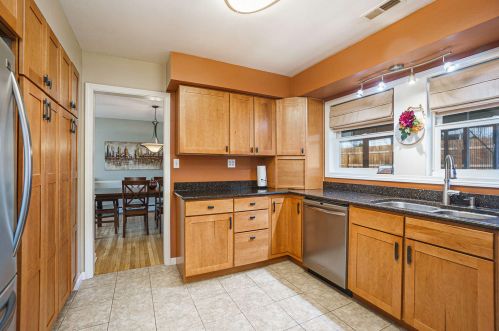 4162 Bronson Blvd, Kalamazoo MI 49008-3159 exterior