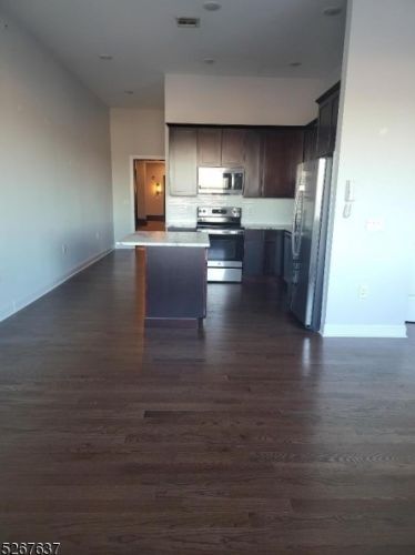 274 Lafayette St, Newark NJ 07105-2122 exterior