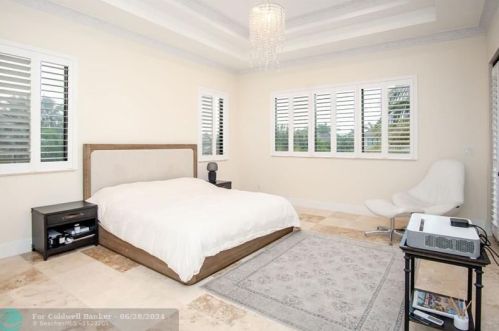 17894 Monte Vis Dr, Boca Raton FL 33496-1057 exterior