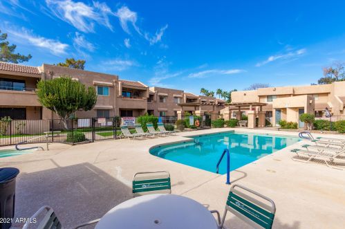 10828 Biltmore Dr, Phoenix AZ  85029-5416 exterior