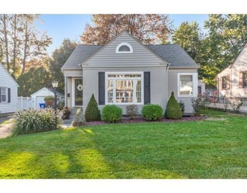 54 Grandview St, Springfield, MA 01118-1107