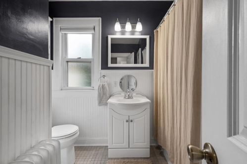 524 Mifflin Ave, Pittsburgh PA 15221-3276 exterior