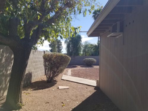 2531 Campo Bello Dr, Phoenix AZ 85032-2219 exterior