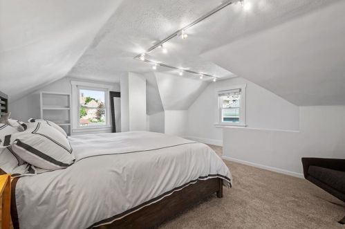 1233 Biltmore Ave, Pittsburgh PA  15216-2354 exterior