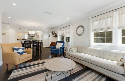 833 Willow Dr, Brea CA 92821-5052 exterior