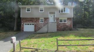 23 Oneida Ave, Hopatcong, NJ 07843-1942