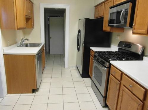 5648 Melvin St, Pittsburgh PA  15217-2211 exterior