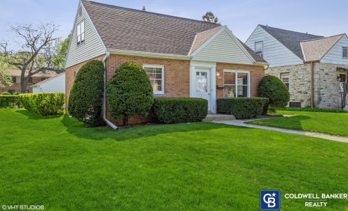 5040 23rd St, Milwaukee, WI 53221-3446