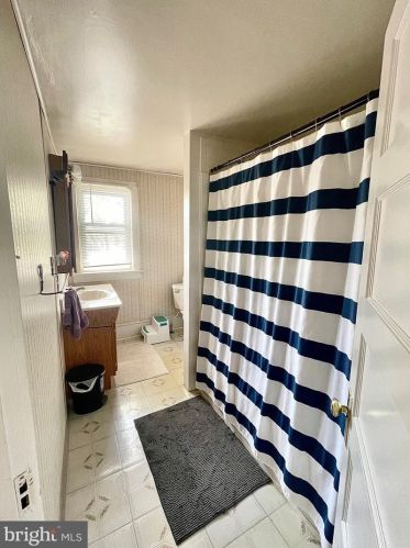 2020 Rowland St, Riverton NJ 08077-1858 exterior