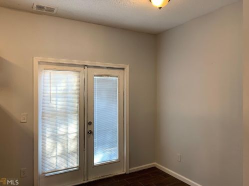 3604 Ginnis Rd, Atlanta GA  30331-8567 exterior