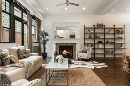 1201 Wrightwood Ave, Chicago, IL 60614-1250