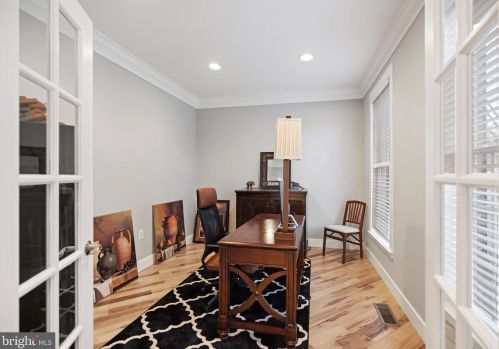 951 Rhonda Pl, Leesburg VA  20175-5632 exterior