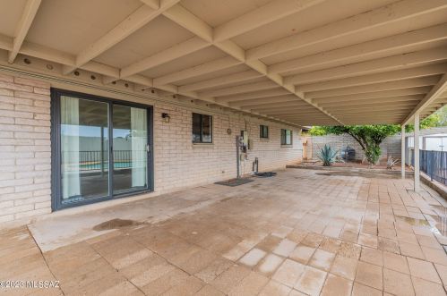 8424 23rd St, Tucson AZ  85710-6502 exterior