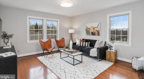 6722 3rd St, Washington, DC 20012-2750