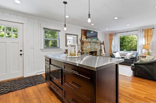 123 Chittenden Rd, Deep River CT 06419-2437 exterior