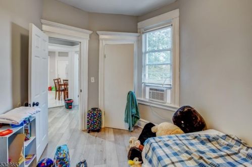 70 9th St, Newark NJ 07107-2120 exterior