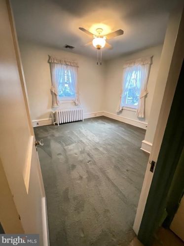 131 Marne Ave, Tavistock NJ 08033-1443 exterior