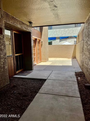 7757 19th Ln, Phoenix AZ  85021-6981 exterior