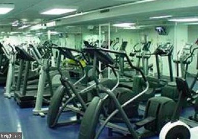 2101 Chestnut St, Philadelphia PA  19103-3197 exterior