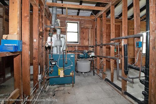 1413 Daytona Rd, Lacey NJ 08731-5016 exterior