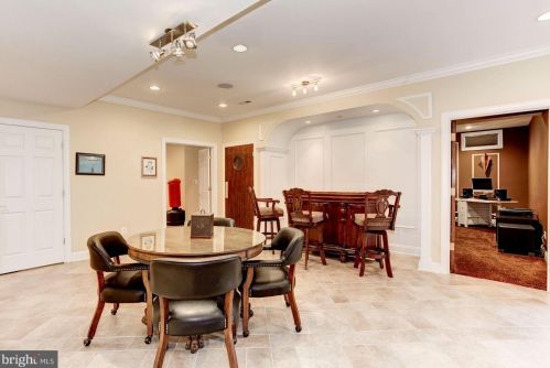 43266 Parkers Rdg Dr, Leesburg VA 20176-5132 exterior