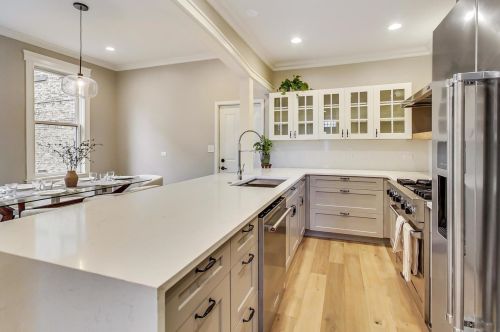 2779 Kenmore Ave, Chicago IL  60614-1305 exterior