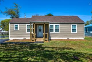 105 Moore Ave, Smyrna, TN 37167-2221