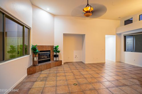 8154 Painted Feather Dr, Tucson AZ  85743-7418 exterior