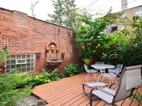 1408 Jarvis Ave, Chicago IL 60626-2002 exterior