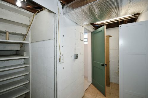 4985 Aspen St, Pittsburgh PA  15122-1250 exterior