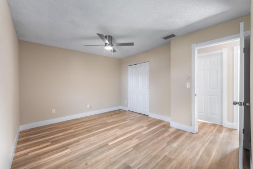 1133 Sudder Ave, Fort Pierce FL  34953-1420 exterior