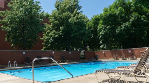 901 Plymouth Ct, Chicago IL  60605-2059 exterior