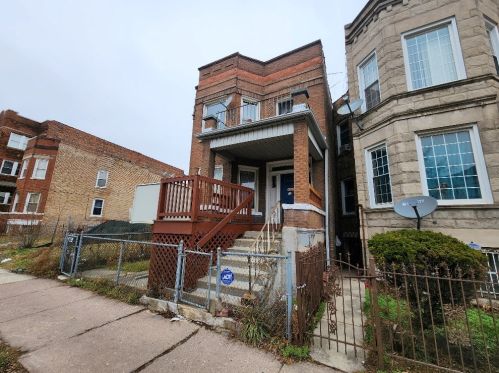 4322 Jackson Blvd, Chicago, IL 60624-2650