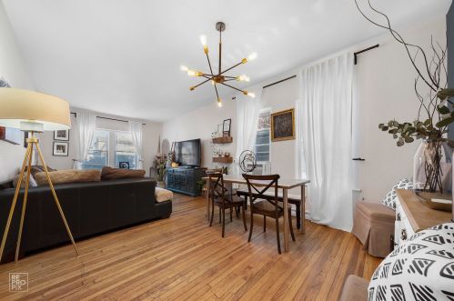 1052 Kedvale Ave, Chicago IL  60651-3618 exterior