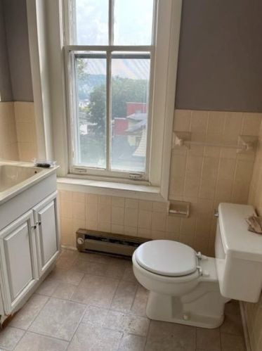 900 Mahantongo St, Primrose PA 17901-3050 exterior