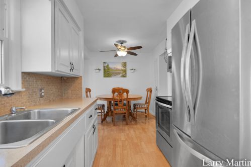 949 Floyd St, Wyoming MI  49509-0044 exterior