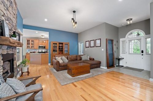 234 Kittanning St, Pittsburgh, PA 15215-1230