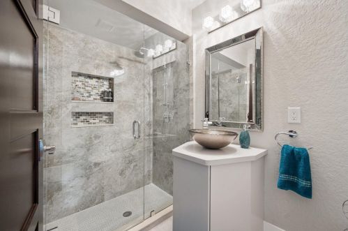 4803 Oak Cir, Boynton Beach FL 33436-5922 exterior